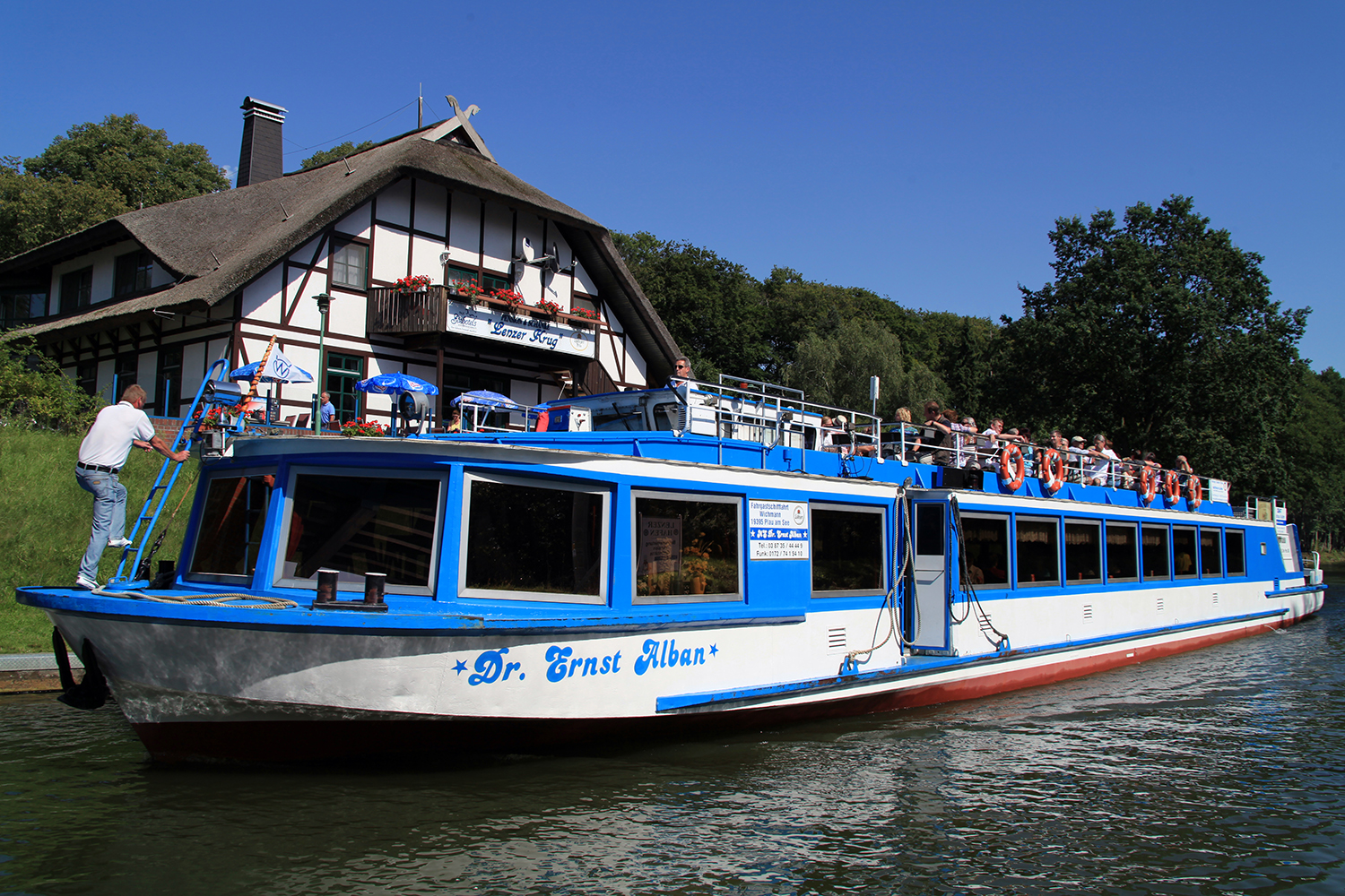 Fahrgastschiff Dr. Ernst Alban - Fahrgastschifffahrt Wichmann