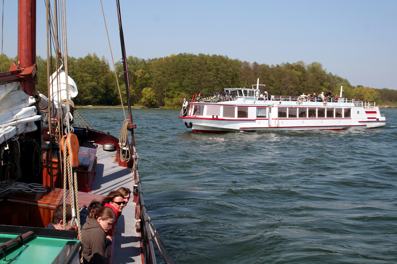 Fahrgastschiff Meckenburg - Weisse Flotte-Müritz
